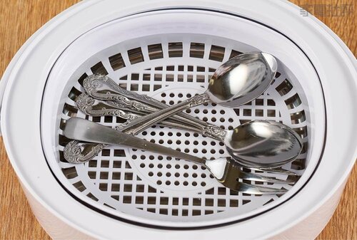 身近なモノが結構洗えます! 超音波洗浄器おすすめ イメージ