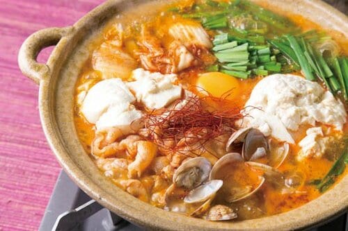 【B評価】スンドゥブ風チゲに！ 味噌仕立てのキムチ鍋 イメージ2