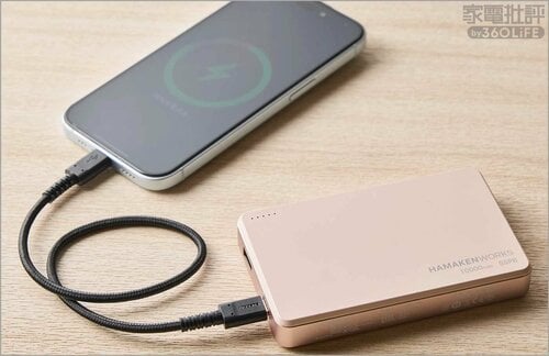 容量が多いため充電は少し遅い 新世代モバイルバッテリーおすすめ イメージ