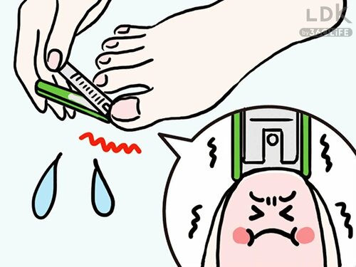 買い替えサイン4:手の爪は大丈夫だけど足の爪が切れない 爪切りおすすめ イメージ