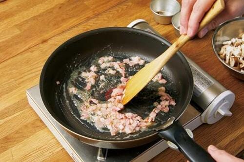 STEP1：［きのこのクリーム煮］をつくる イメージ2