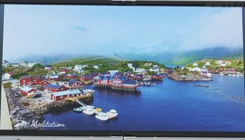 液晶のみ、あまり評価は伸びなかった 折りたたみスマホおすすめ イメージ