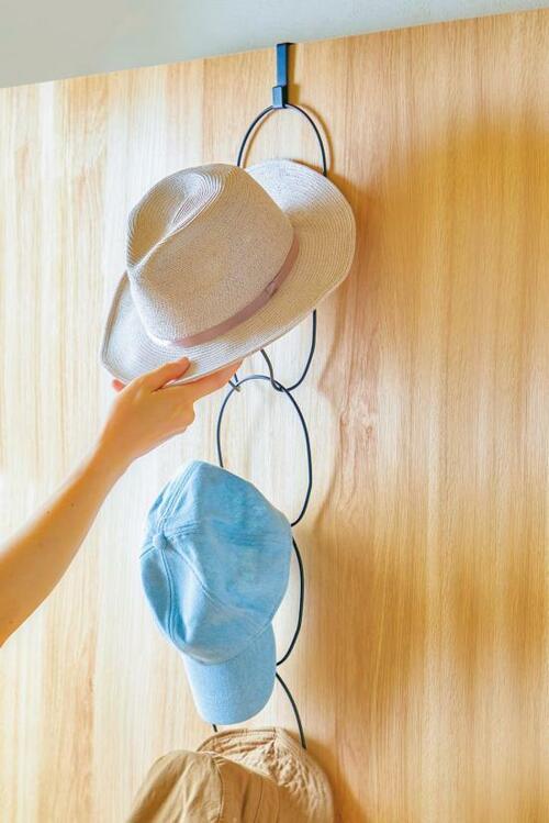 山崎実業の帽子ハンガーは シンプルな形で型崩れしない！ イメージ2