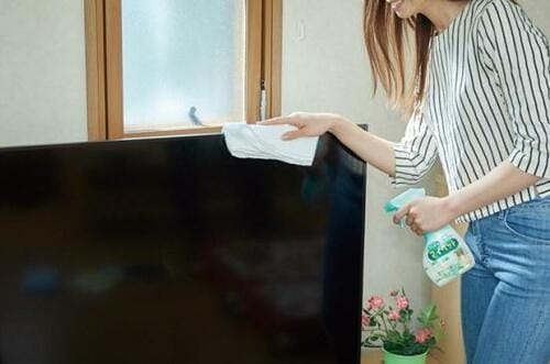 リビングのお掃除はコレ1本！ プロ愛用の超万能洗剤 イメージ4