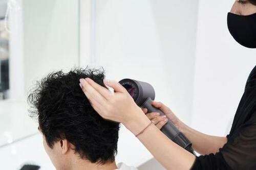 ダイソン「Supersonic Ionic」3