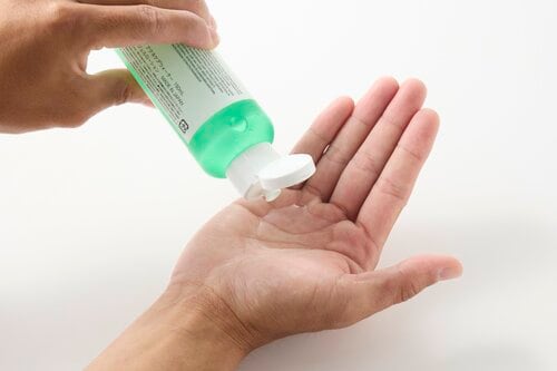 使用感 男性用ニキビケア化粧水おすすめ イメージ