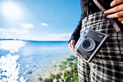 レトロ×最先端で大人のチェキ 富士フイルム「instax mini Evo」 イメージ4