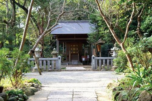 4位: ご祭神は後醍醐天皇の側近「葛原岡神社」