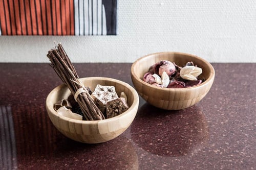 インテリア用途でも使える木のぬくもりあふれるボウル イメージ