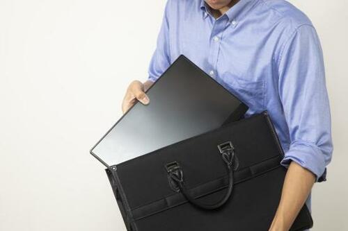 接続カンタン、コンパクト4K対応のモバイルモニター イメージ2