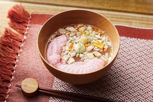 野菜が華やかな「お吸い物最中 野菜スープ」 イメージ