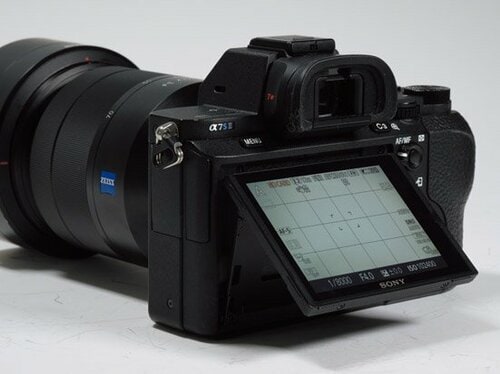 4位: ［4位］驚くほどノイズが少なく 暗所でもキレイに撮れます イメージ3