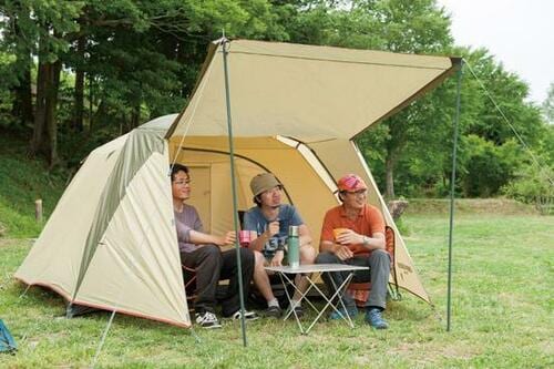 家族4人でもゆったり感最強!1万5千でおつりがくる大型テント イメージ2