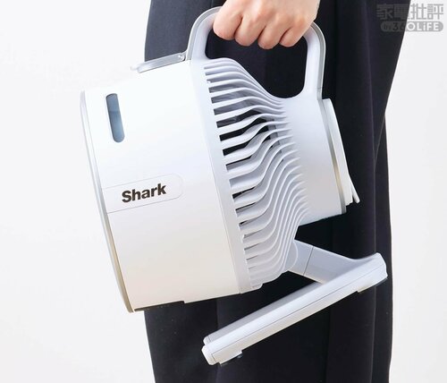 設置性＆持ちやすさ：コンパクトでコードレス。屋外使用に向いています サーキュレーターおすすめ イメージ