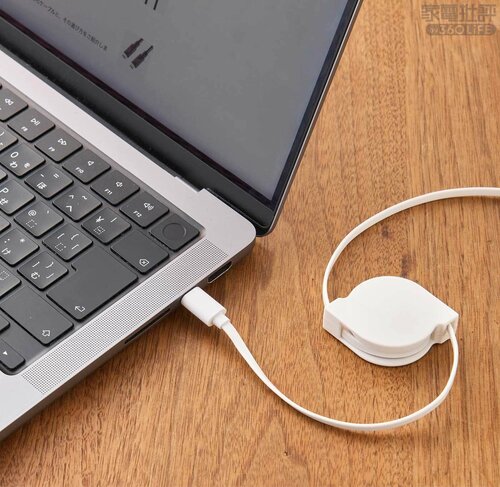 本体が軽くて浮いてもケーブルはたるまない USB Type-Cケーブルおすすめ イメージ2