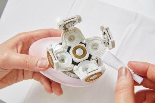 7位: 刃が肌に直接触れずに痛みも一切ナシ!