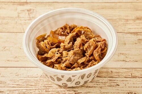 【2023年】牛丼チェーンのおすすめランキング7選。料理家が徹底比較おすすめ 松屋 牛めし イメージ1