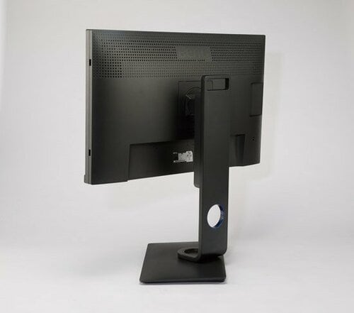 筐体の造りのよさも一段うえ!デスクワークをより快適に イメージ3