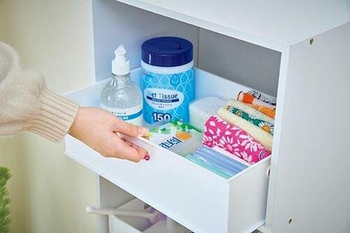 ニトリ「収納ケース Nインボックス(W)ハーフ(ホワイト)」は持ち手が広い