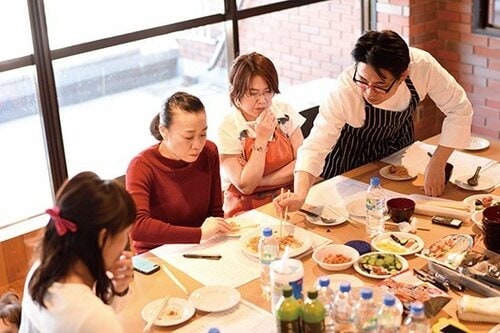 話題のセブン-イレブンの冷凍麺を検証しました