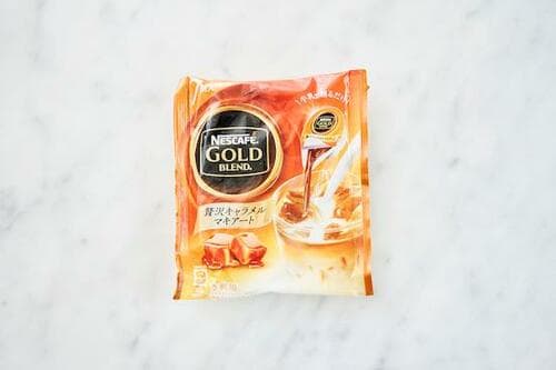 【加糖・同率1位】ネスレ ネスカフェゴールドブレンドポーション贅沢キャラメルマキアート カフェの専門家が選ぶコーヒーポーションおすすめ イメージ