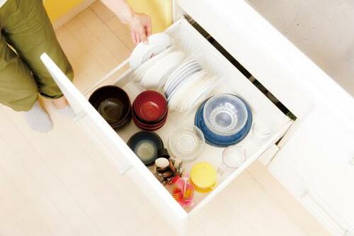 食器は縦置きが使いやすい! 取り出しやすい食器ホルダー イメージ