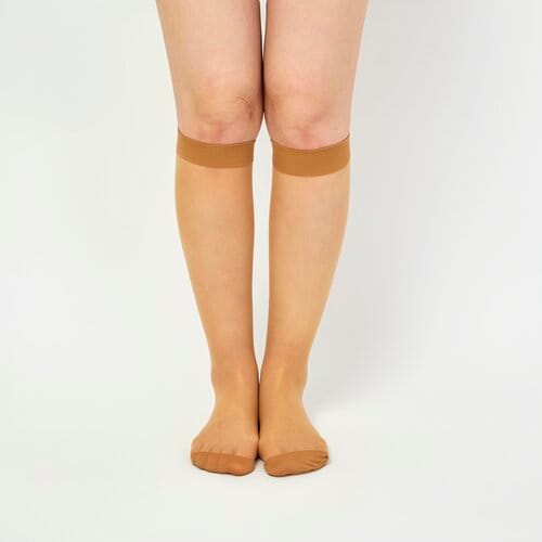 膝下丈ストッキングおすすめ アツギ アツギストッキング なめらかで美しく。ひざ下丈 3足組 ストッキング イメージ2