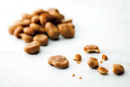 衣とそらまめの食感がサクサクな ビスケット感覚のヘルシーお菓子 イメージ