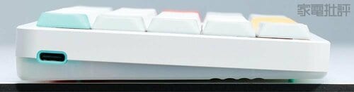 軽さと薄さがアイデンティティ 高級キーボードおすすめ イメージ