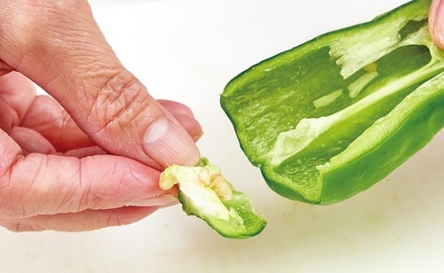 これも正解!:ヘタと種は落とす 野菜の冷凍保存方法おすすめ イメージ