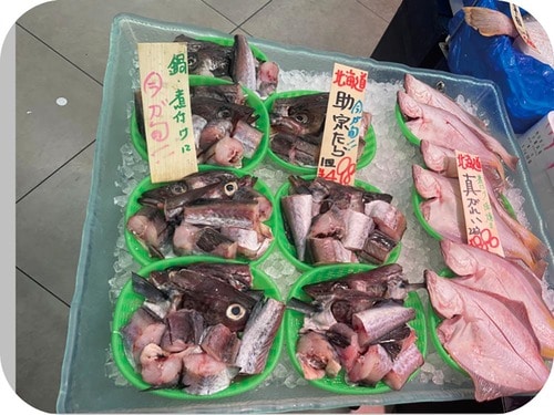 鮮魚コーナーがあるレア業スーを発見！ 業務スーパーの食品おすすめ イメージ