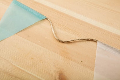 ［実力ナシ！］安っぽいガーランド 「作りもの感」がまるバレの2点 イメージ2