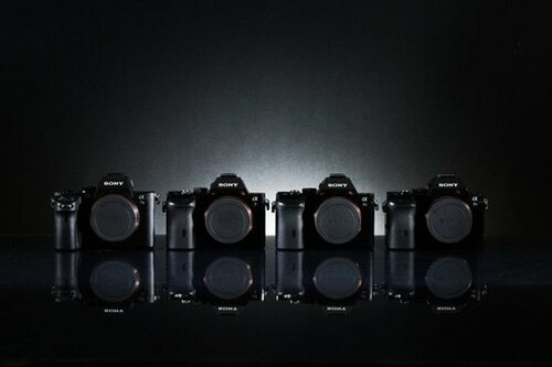 手ぶれ補正はα7 II・α7RIIそのほかは手ぶれ補正なし イメージ