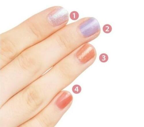 指先は宝石のようなネイルでキラキラにキャンメイク「カラフルネイルズ」