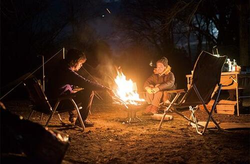 キャンプの醍醐味は“夜の焚き火”でも夜はそれだけじゃ終わらない イメージ3