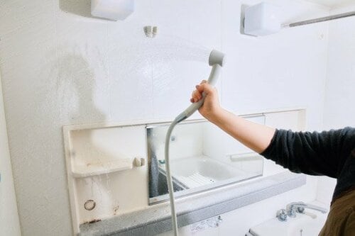 Q8：風呂後のシャワーの温度は？A8：温水・冷水どちらでも大丈夫！ イメージ