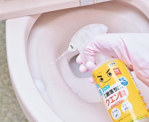 4:尿はね汚れは酸性の洗剤でつけ置き トイレ洗剤おすすめ イメージ