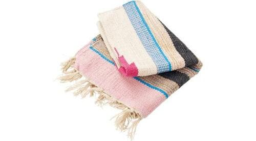 “サリュ”は南米風の柄でおしゃれだけど置く部屋を選ぶ イメージ2