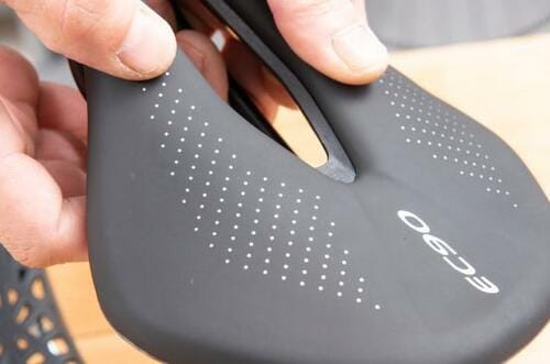 5位: ロングライドも可能な「EC90」 イメージ3