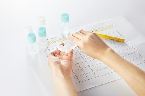 ベタつきにくさ プチプラ美白化粧水おすすめ イメージ