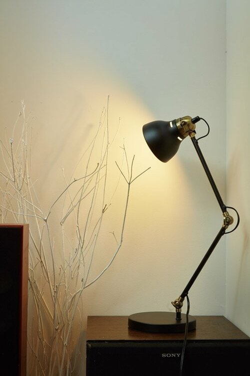 【No.33】金属部がアンティーク調で 価格バレしない優秀ライト イメージ