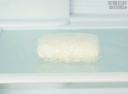 ポイント1:約50℃の食品を暖かいまま入れられて、冷やしてからさらに冷凍庫へ 冷蔵庫おすすめ イメージ