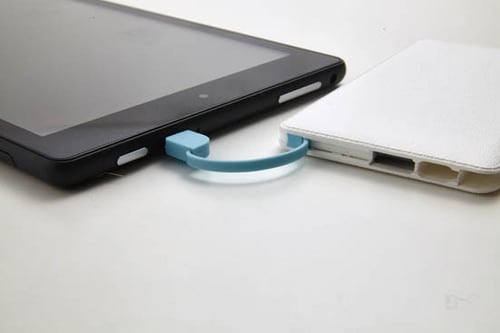 全方位スキ無し！最強の薄型モバイルバッテリー イメージ2