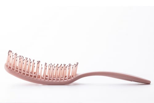 ・血行促進にはトレンドのアーチブラシ ヘアブラシおすすめ イメージ