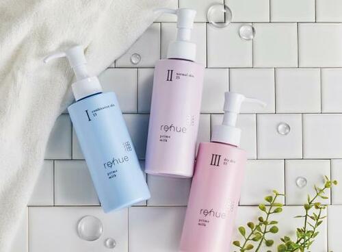 ナリス化粧品からデビューした「リニュー」