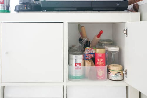 キッチンに置いても活躍扉を後付けできる万能シェルフ イメージ2