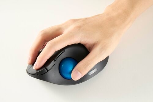 独特な形状で製品サイズが大きめ トラックボールマウスおすすめ イメージ