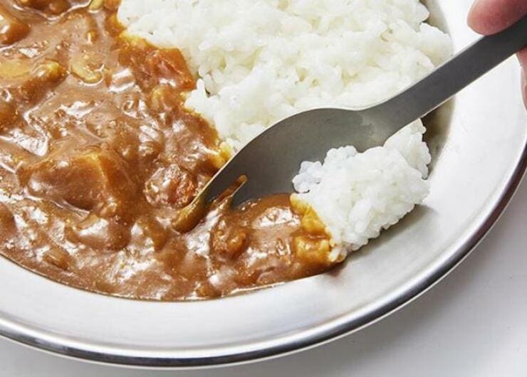 【キャンプ】カレーがおいしくなるおすすめ5選【食器・料理アイテム】
