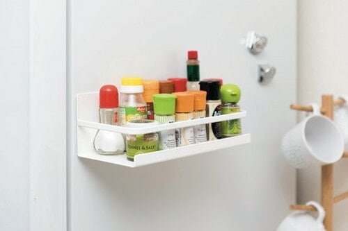 ［キッチン］スパイス類はホルダーごと冷蔵庫に貼付け！ イメージ2