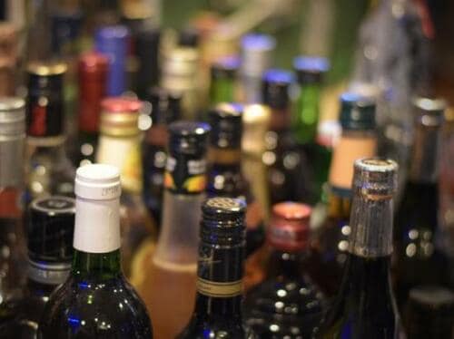 飲み物ストック周りのホコリ撃退と 掃除ラク化の実現方法を教えます! イメージ